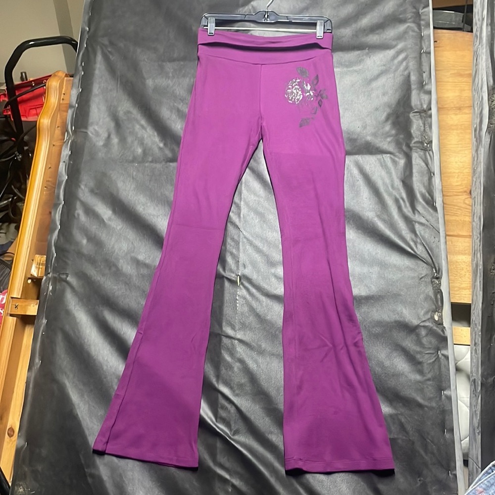 NEW copper key low rise flare Pants! Medium
